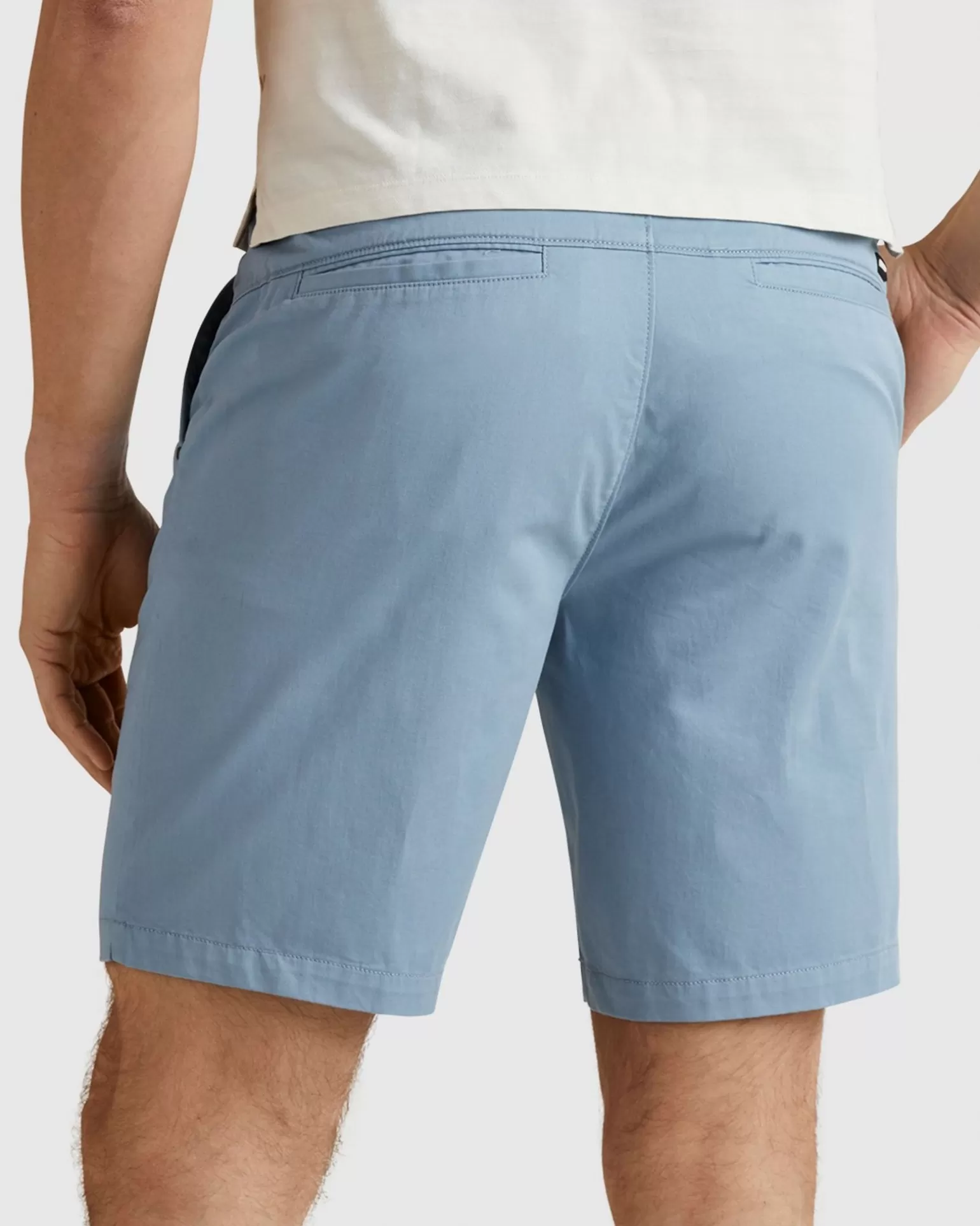 Short>Vanguard New